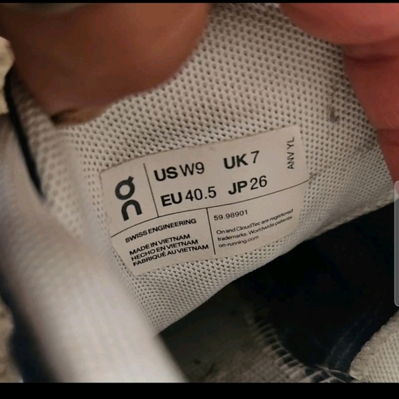 On Cloud Running Womens Blue Cloud 5 Shoe In Denim/White 9 - Picture 11 of 14